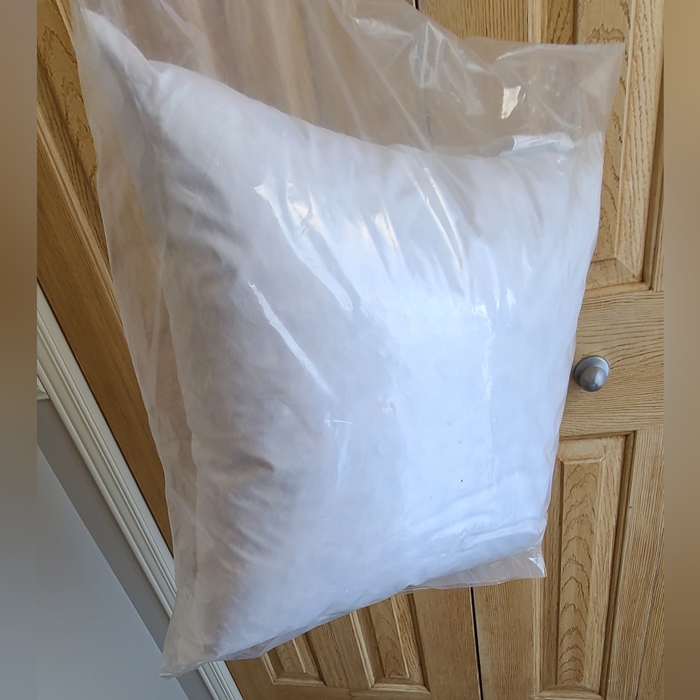 Bombay White Insert Accent Pillow
